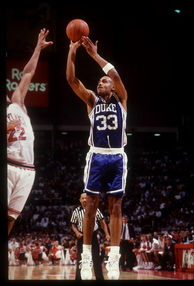 格兰特·希尔 希尔算是联盟钦点的"乔丹接班人",最终仍然输给了伤病.