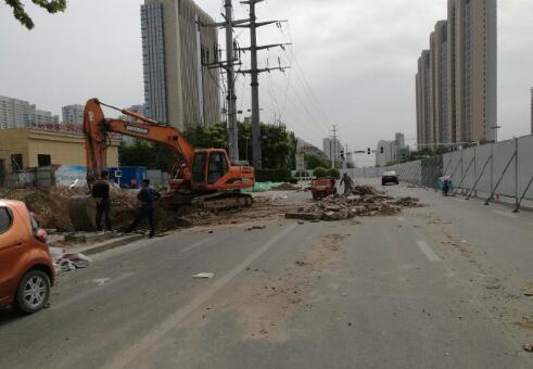 濰坊城區玉清東街通亭街至北海路路段半封閉施工,市民儘量繞行