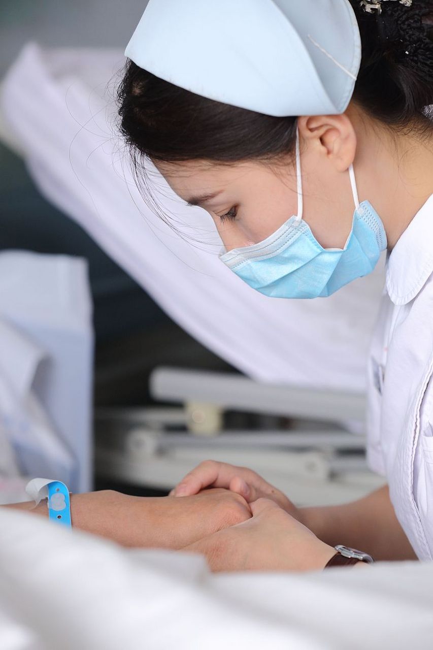 上班更累还是上学更累# 上学累,是要被迫接受课程