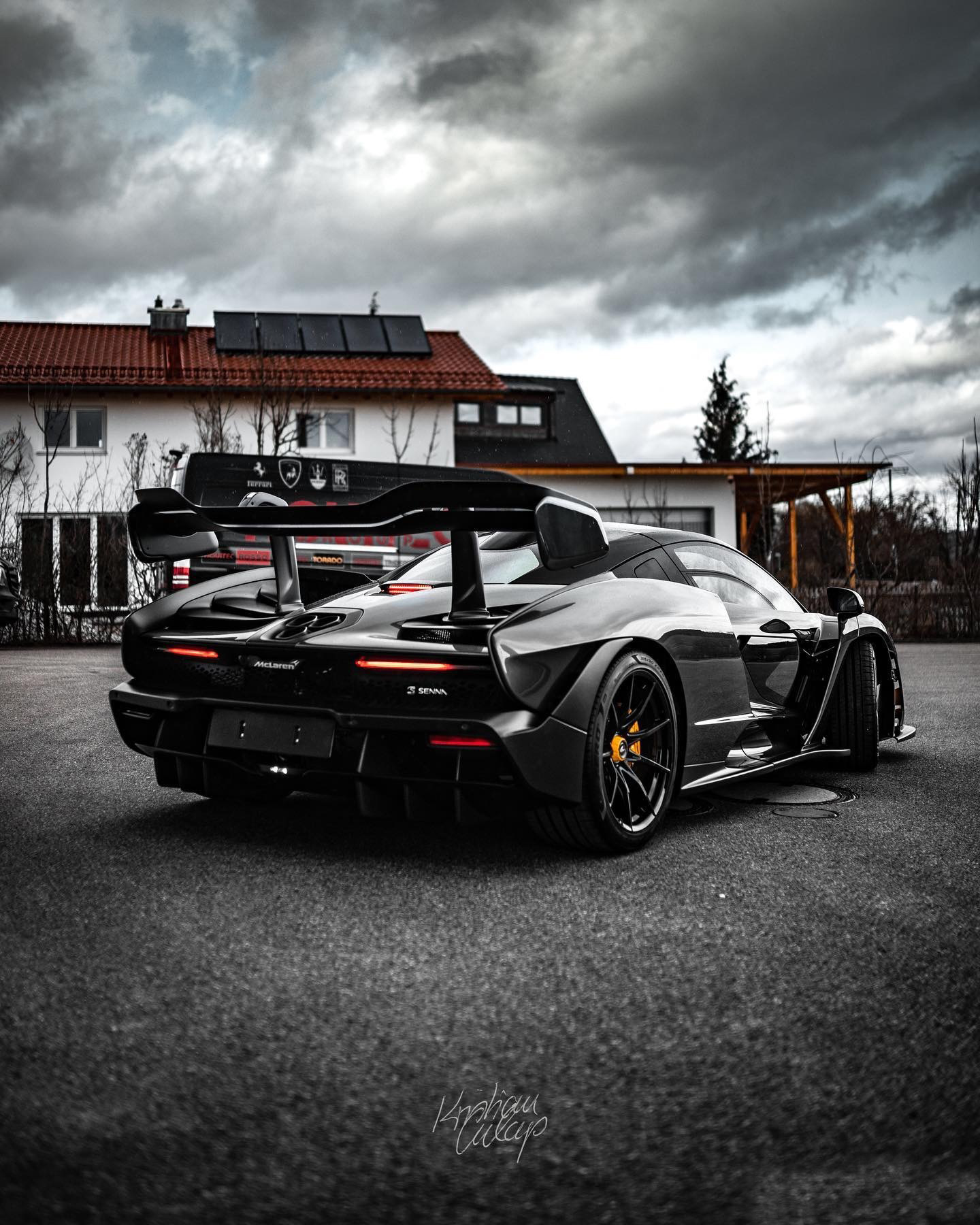 全新迈凯伦塞纳碳黑色涂装版