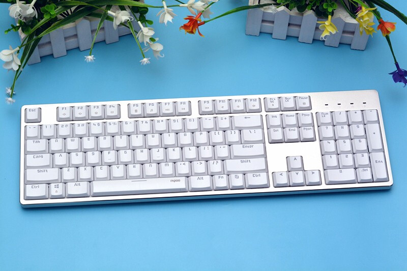 千呼万唤始出来,雷柏mt700三模无线机械键盘开箱体验