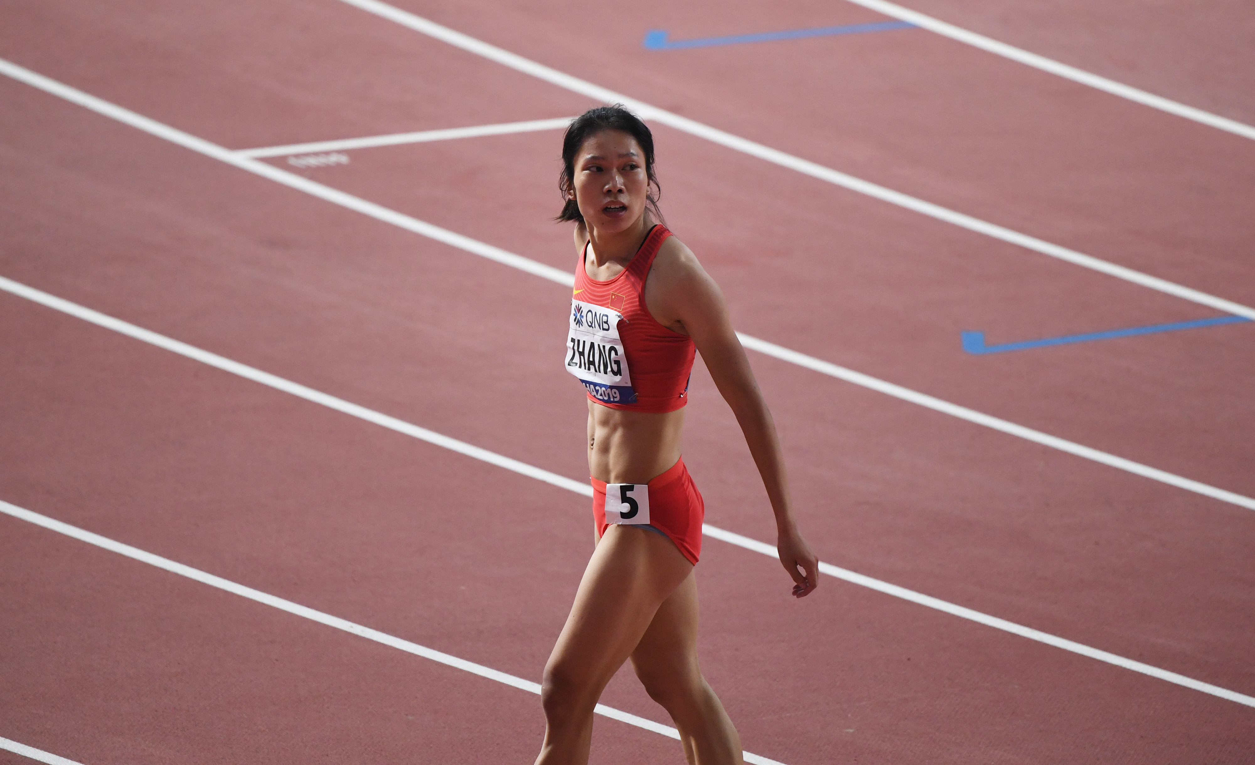 田径——女子200米预赛:张曼无缘半决赛