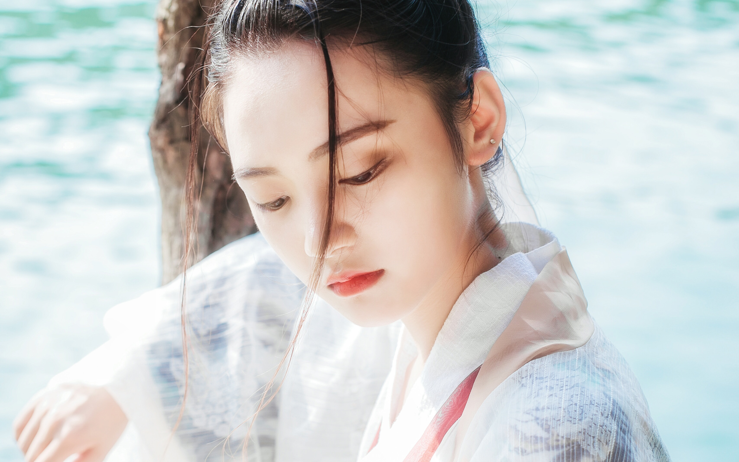 4本玄幻言情:少年登上强者最巅峰,让一切颤抖在双脚之下!