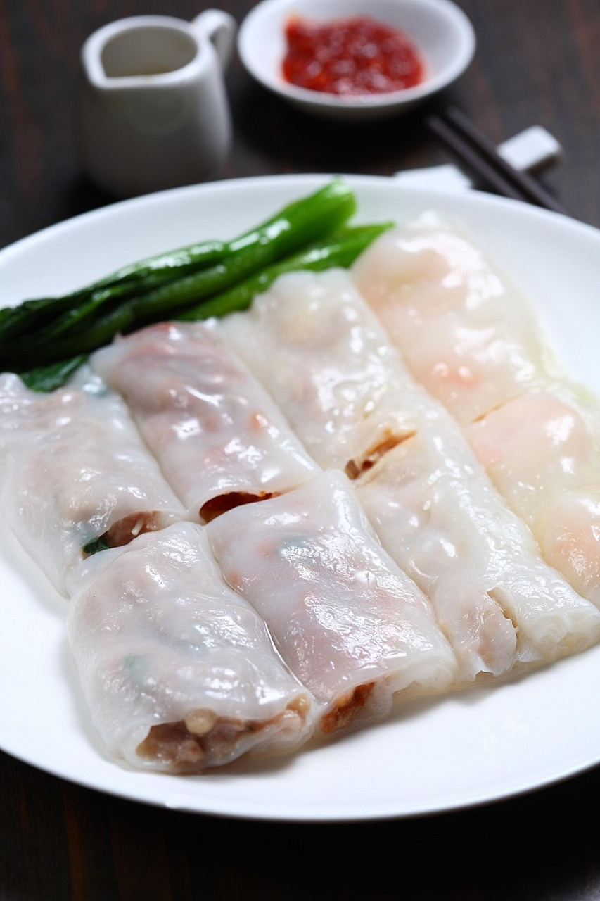 寻味主理人# 湛江雷州半岛传统名小吃猪肠粉,鲜美滑嫩,口感独特吃 