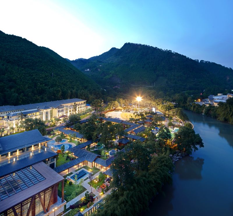 傍晚:统景温泉