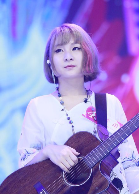 中国民谣30年难遇的人,被"超级女声"黑幕淘汰,多位大咖求合作