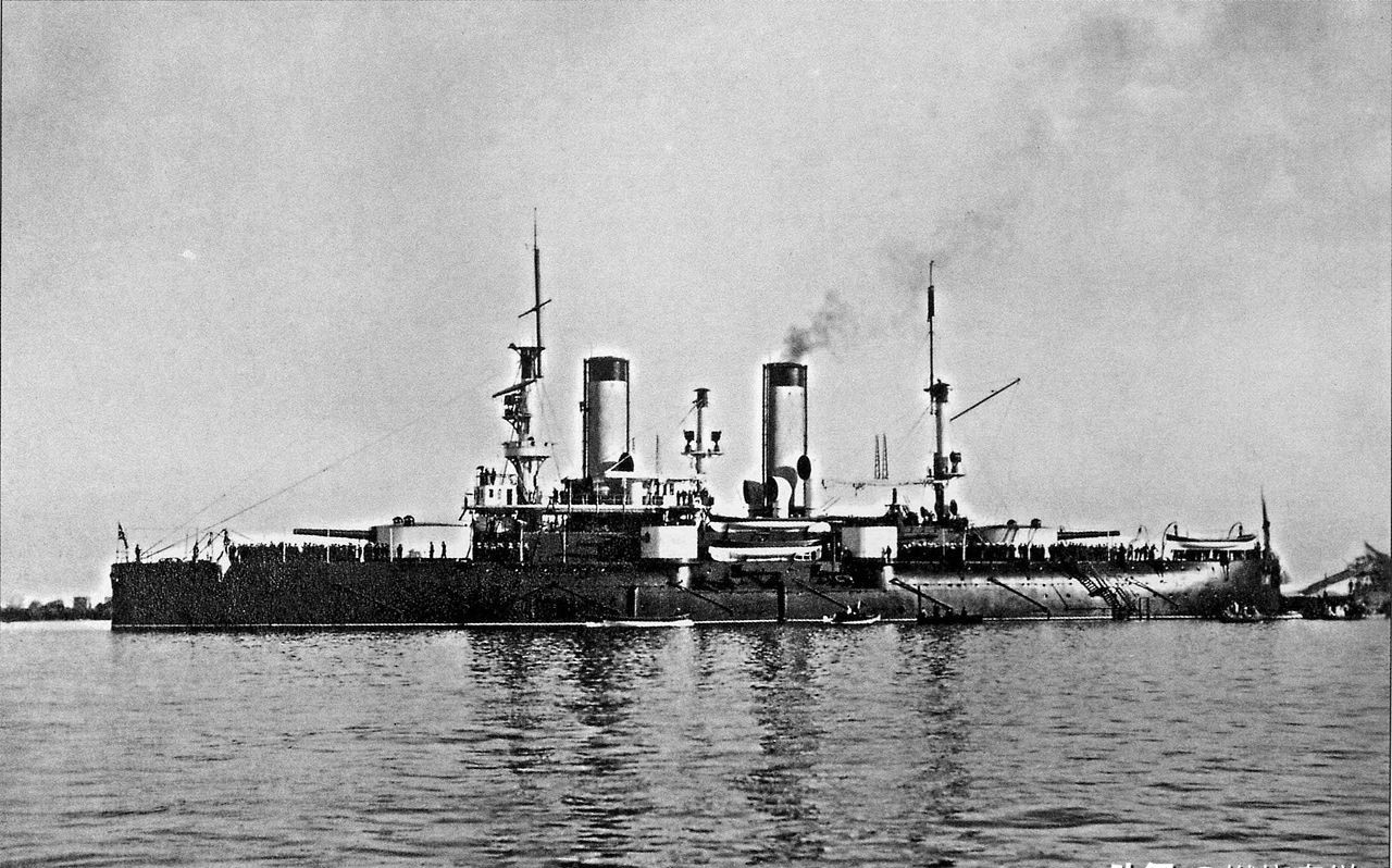 参加过日俄海战的沙皇俄国"彼得罗巴甫洛夫斯克"级战列舰