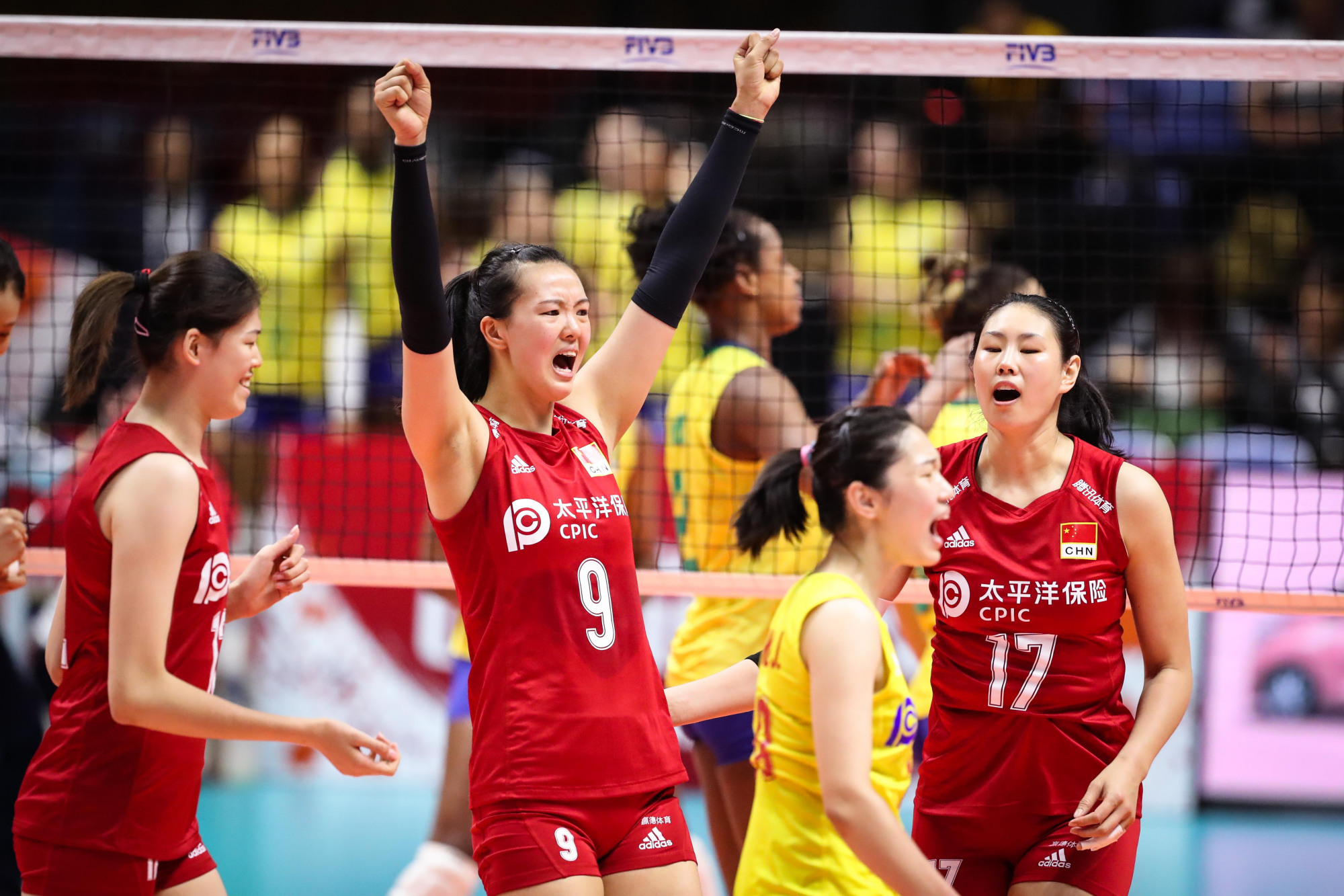 中巴女排对阵,张常宁第四局为何没首发?因战术需要弥补右翼进攻