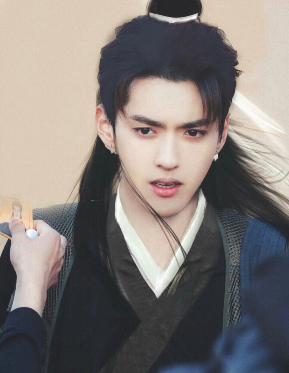 吴亦凡古装造型携作品再登热搜榜,男明星的古装造型谁最亮眼?