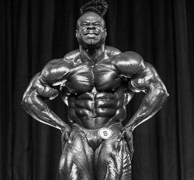 肌肉艺术大师凯格林,他女朋友也如同猛兽般的存在