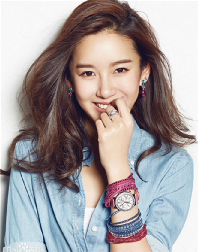 她在《失恋33天》里是拜金女李可,在现实生活中竟如此温柔美丽!