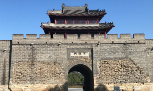 300多年前,清太祖努尔哈赤定都辽阳,于后金天命七年(1622年)建都东京