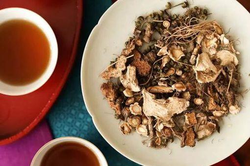 屠苏酒是什么哦?为什么古代人过年都要喝呀?