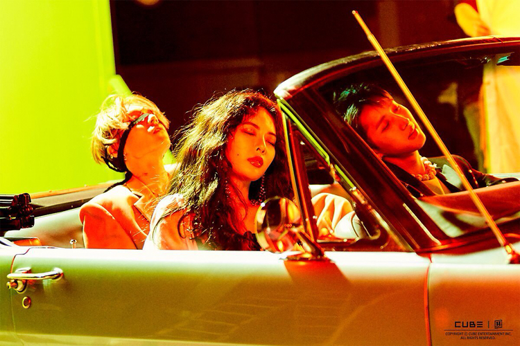 《retro future》幕后花絮公开,泫雅零赘肉腿型不做超模可惜了