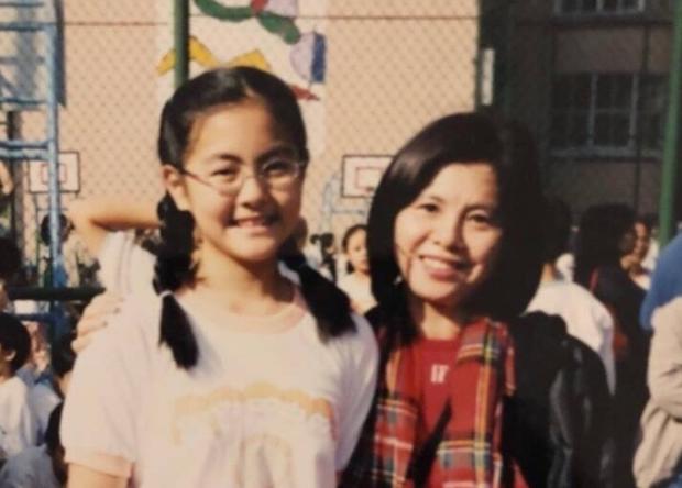《女儿们的恋爱》中四位女星童年照,都很可爱,只有沈梦辰认不出