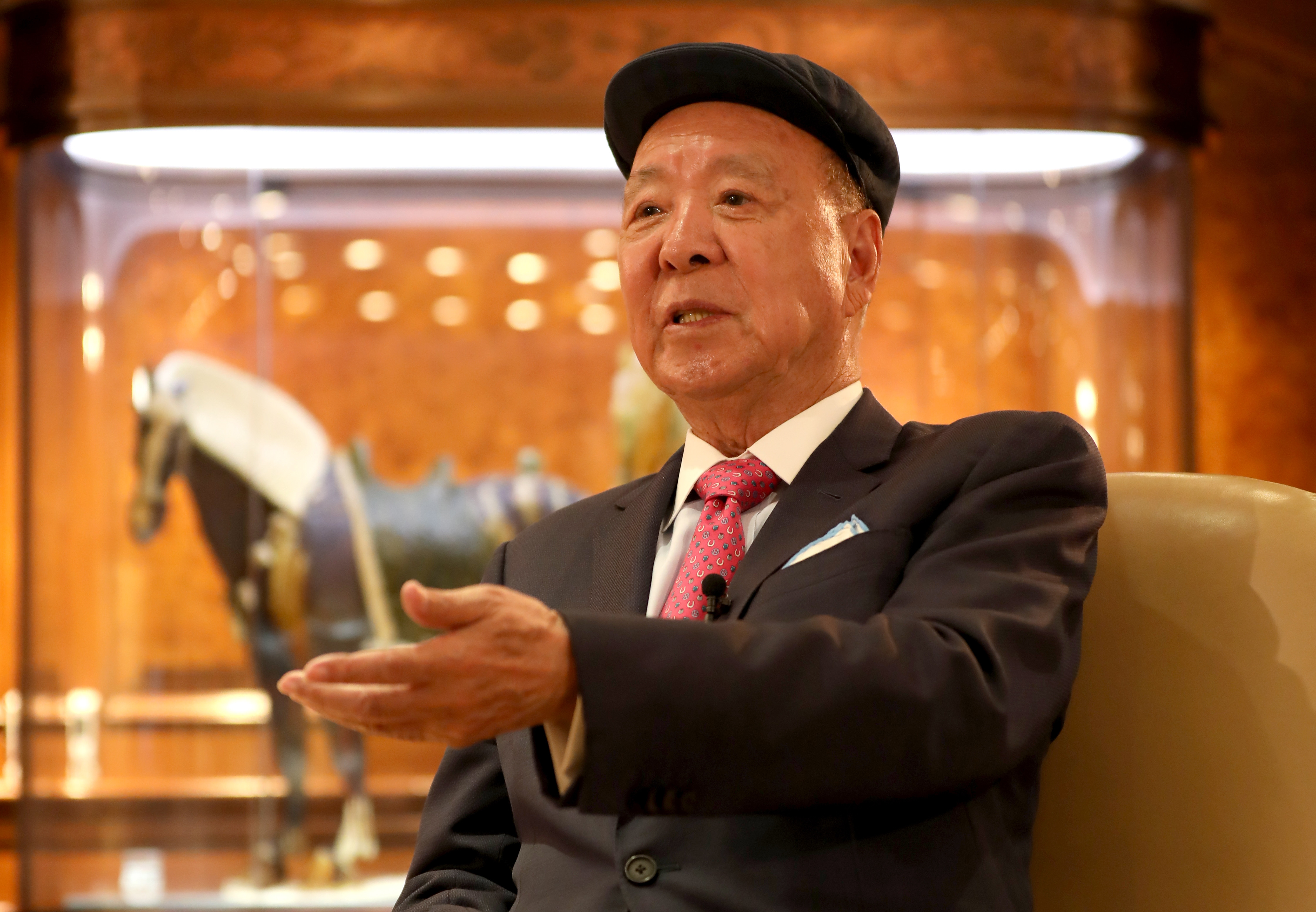 "和谐共享,仁爱和平"——吕志和与他最在乎的事业(1)