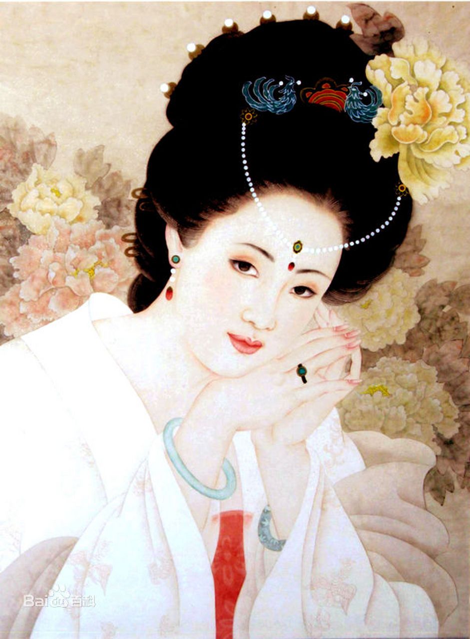 开元天宝中,御花园有千叶桃花盛开,明皇折下一枝,插在杨贵妃的宝冠上