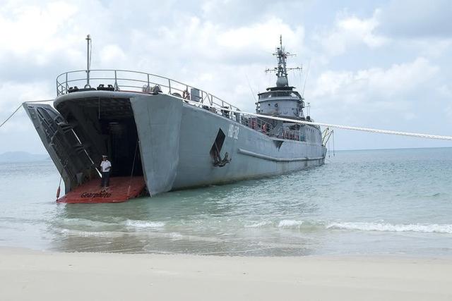 越南军方又公开新"成就",50岁老登陆舰改一改,还能接着用