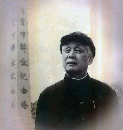 1947年郝鹏举叛出中共时,他手下三位主将是谁?他们是什么态度?