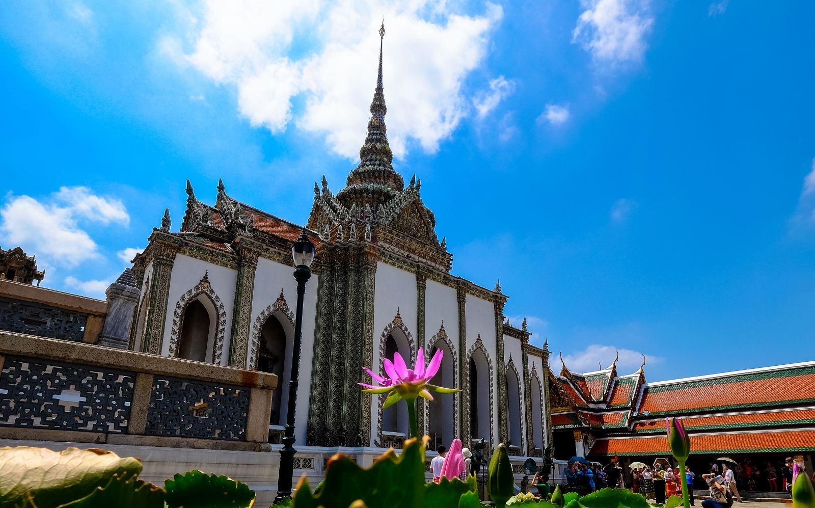 「泰国四面佛寺庙在哪里」✅ 泰国四面佛寺庙在哪里建