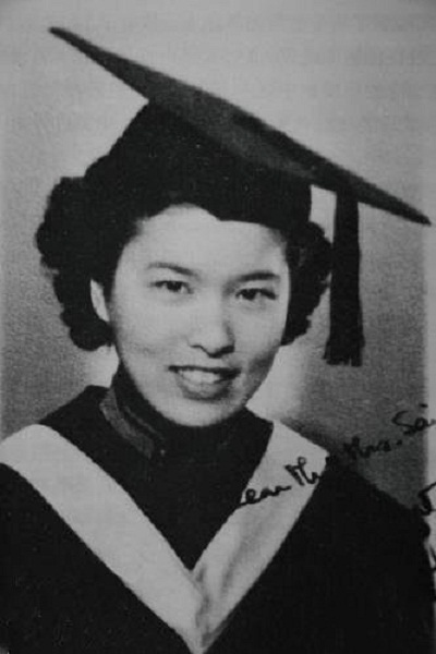 1945年国共重庆谈判女翻译龚澎的两任丈夫