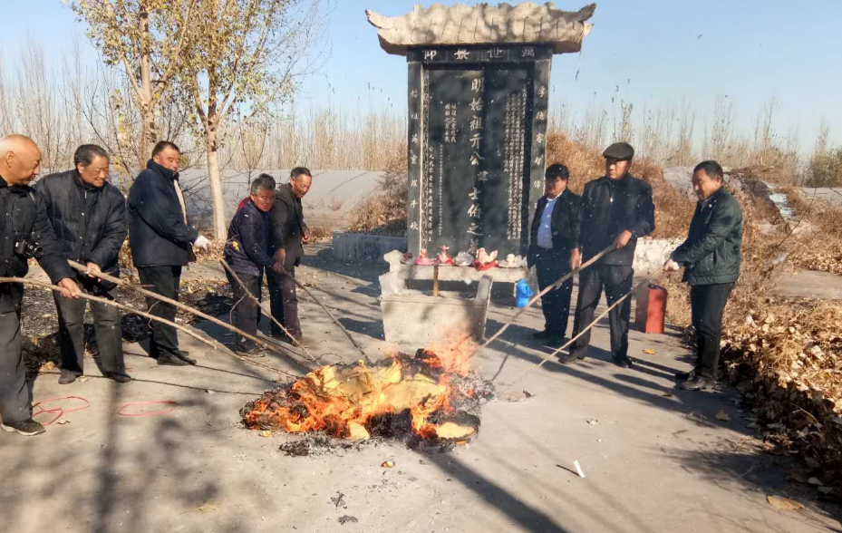 清明节时,有些地方流行二次葬,这种风俗从何而来?