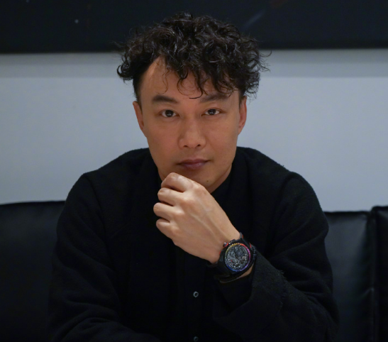 陈奕迅eason新歌被质疑抄袭韩国歌曲?网友:真的着蛮像的!