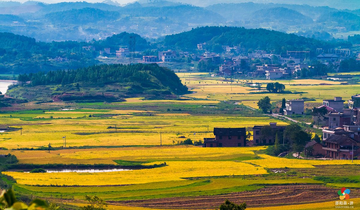 昭阳美丽的高霞山