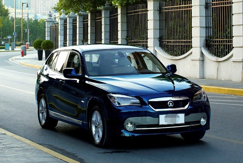 华晨宝马-之诺1e全身设计比例很协调,非常适合年轻人!