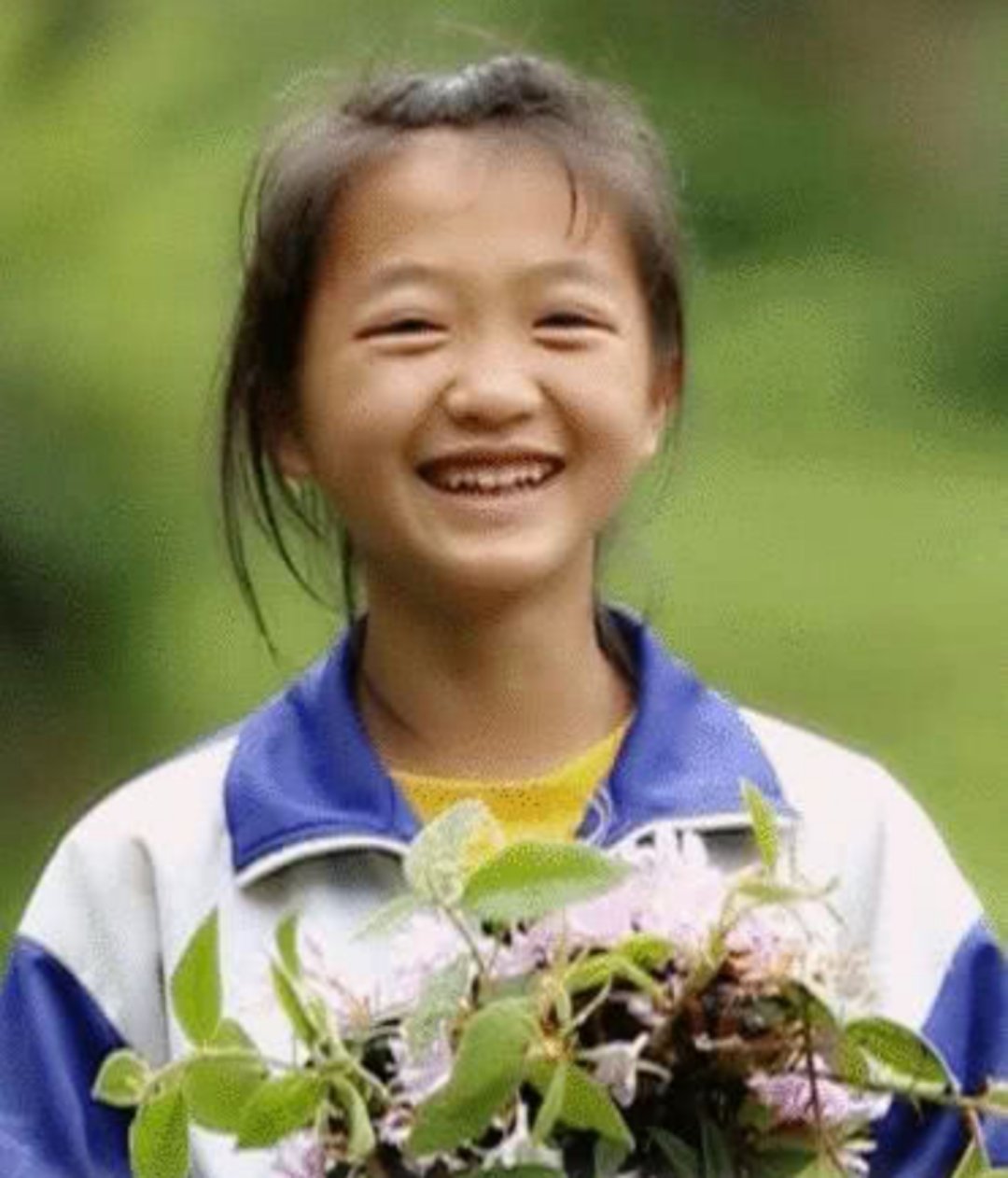 变形计月亮山下的神仙姐姐成网红,比最美主人公李勒优还漂亮!