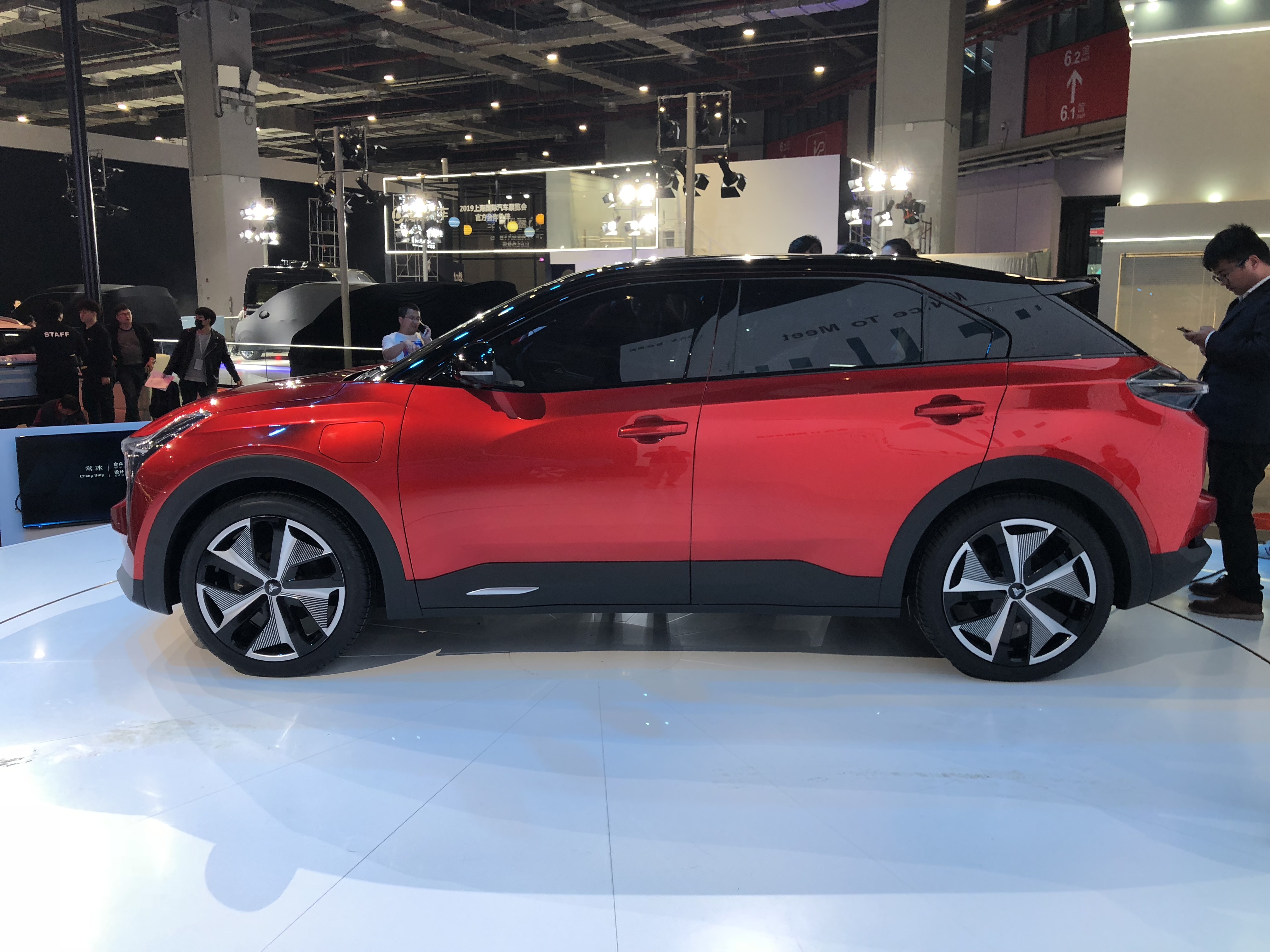 合众汽车全新概念车eureka 02亮相上海车展.新车基于全新平台打造.