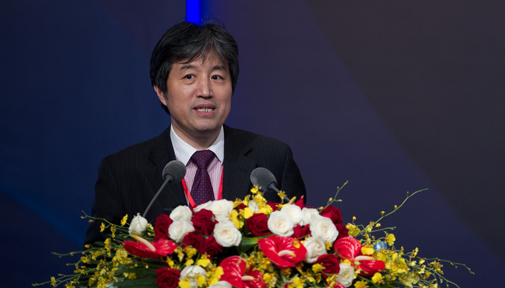 孙立坚:先完成工业化 再谈资本项下完全开放