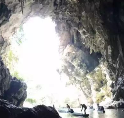 6,贵州红德村 对贵州省水城县营盘乡红德村的村民来说,"溜索"是他们