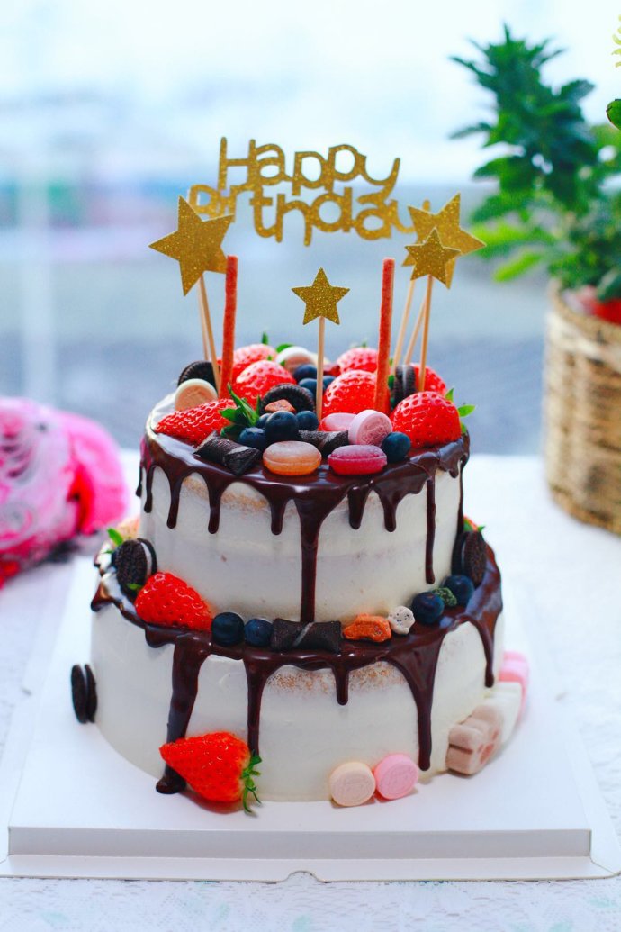 超美超好吃的双层巧克力淋面生日蛋糕