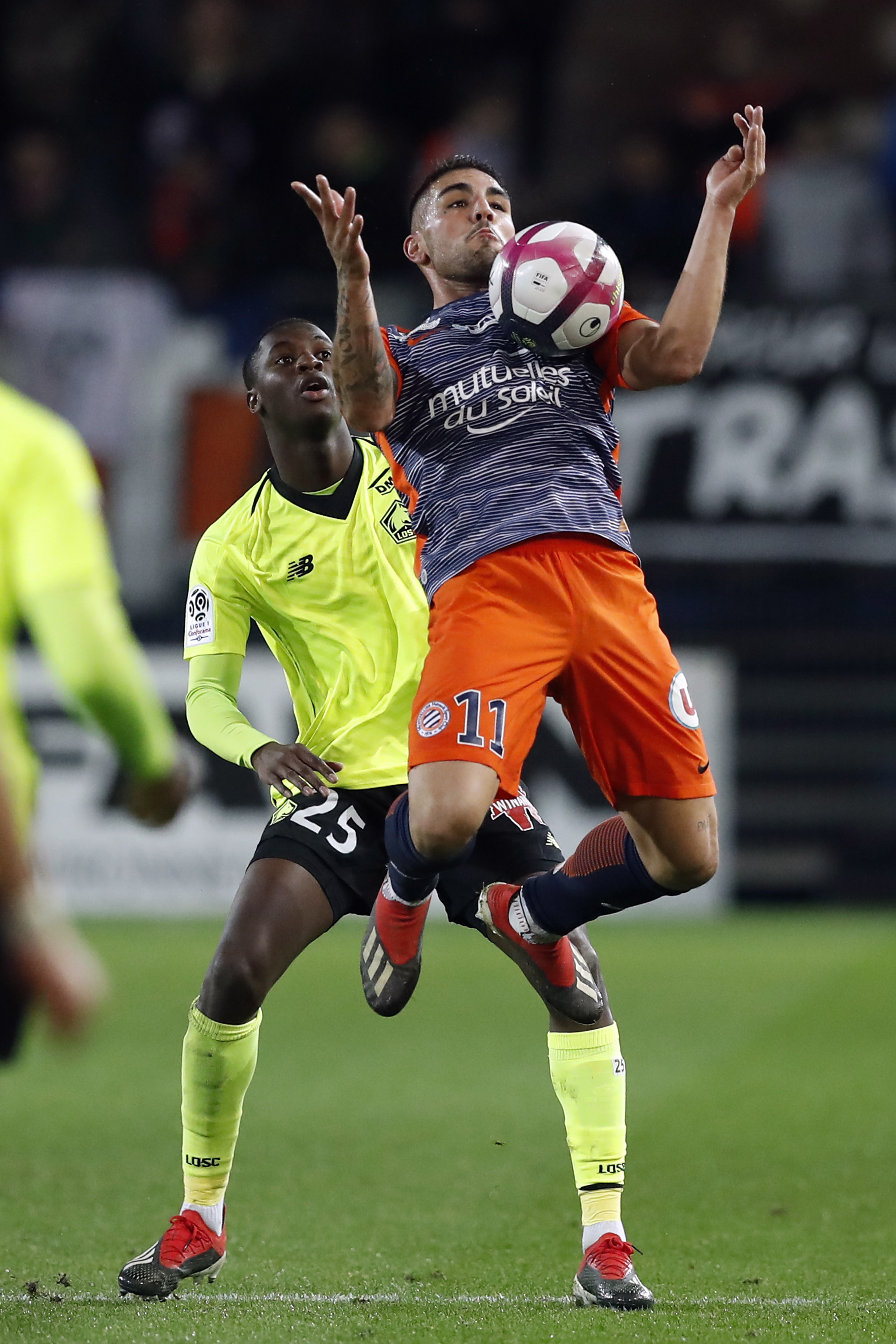 足球——法甲联赛:里尔胜蒙彼利埃(2)