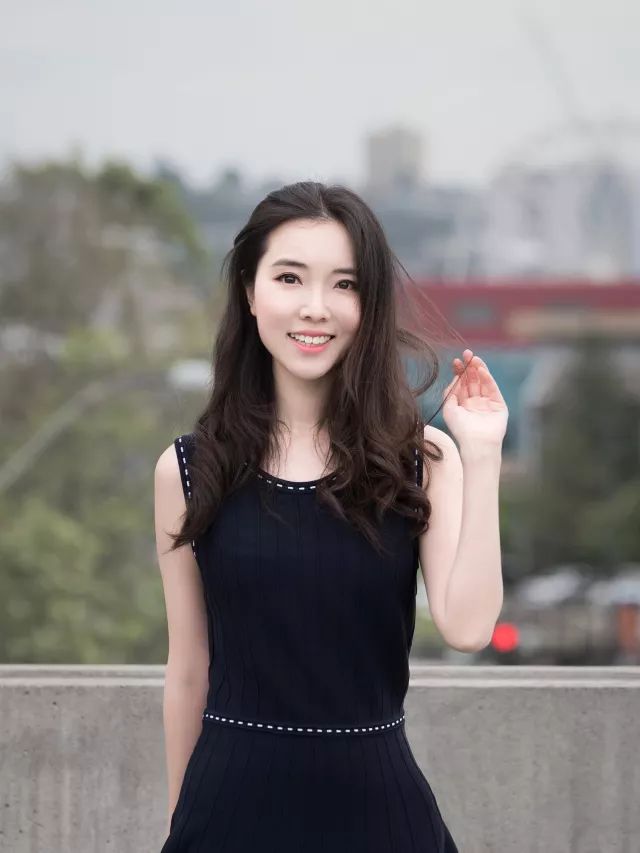 西雅图女神 吕思墨:从cctv4到cctv5,她如何用说话征服观众?