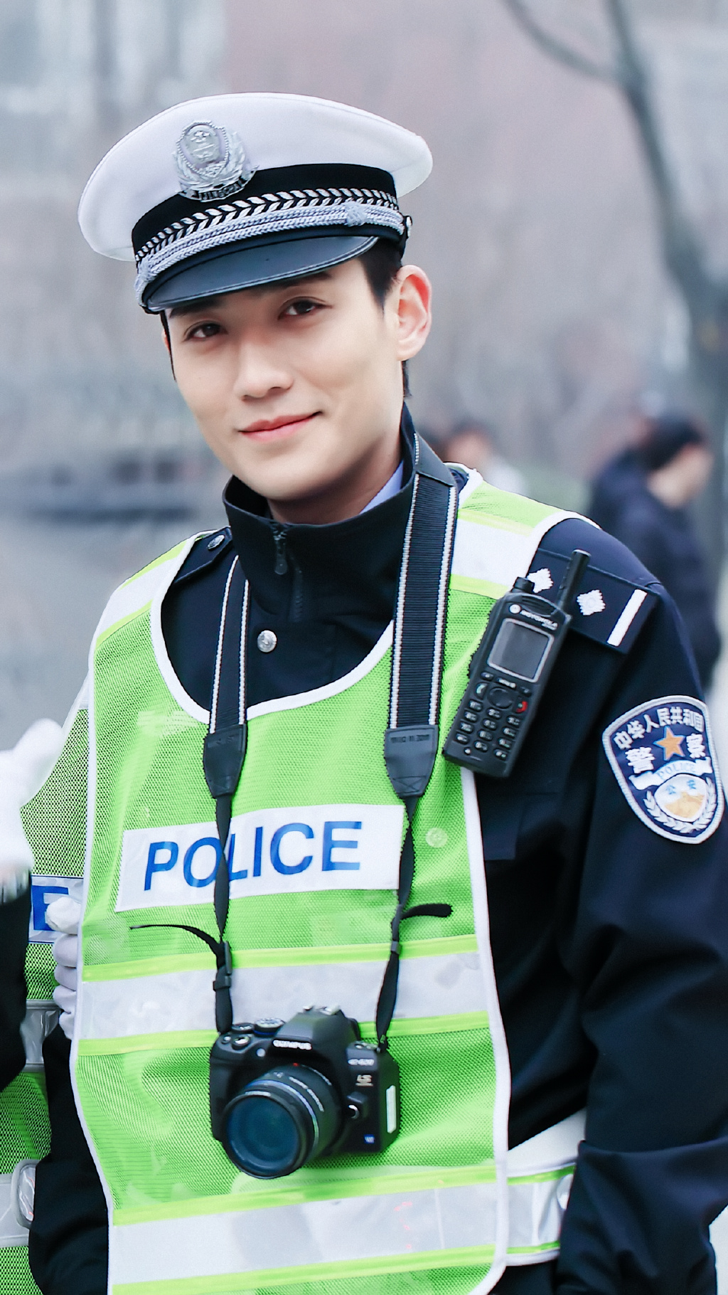 《天网行动》的周一福利 庞警官无水印高清壁纸!