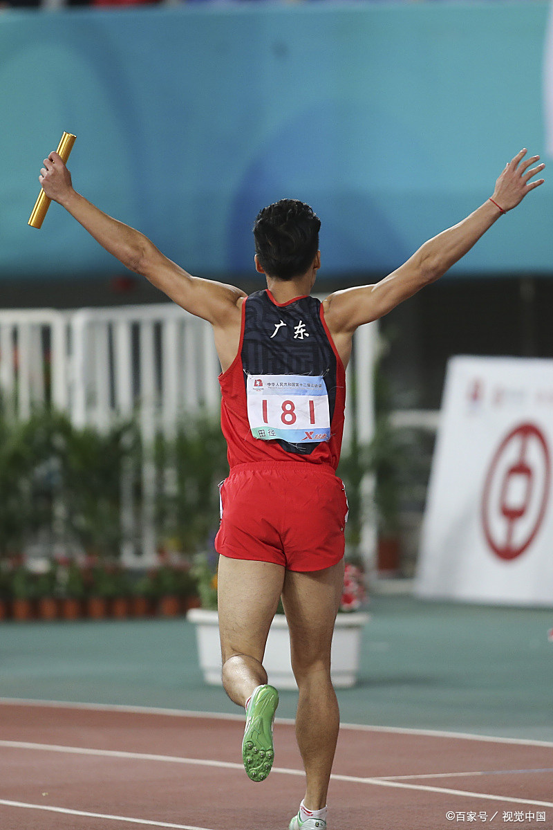 为咱家的小伙子们点赞加油! 帅哥们,你们太棒了! 你们都是好样滴