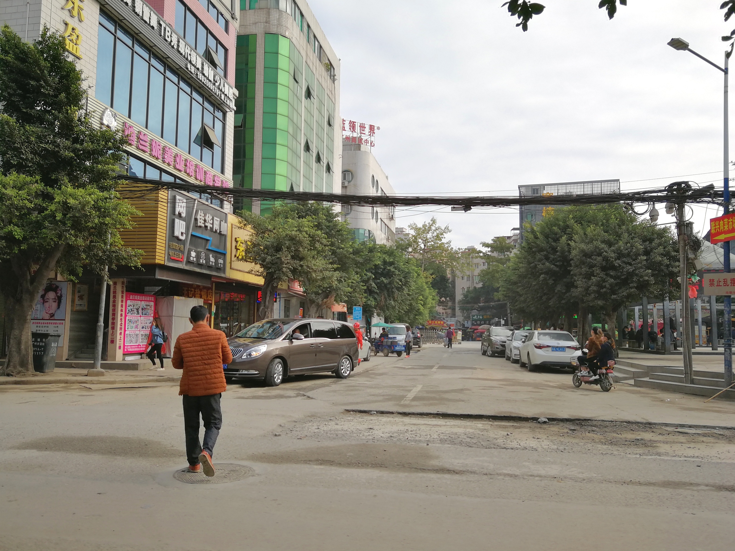 实拍广州黄埔城中村,这里比很多3线城市的消费都低,尤其是房租