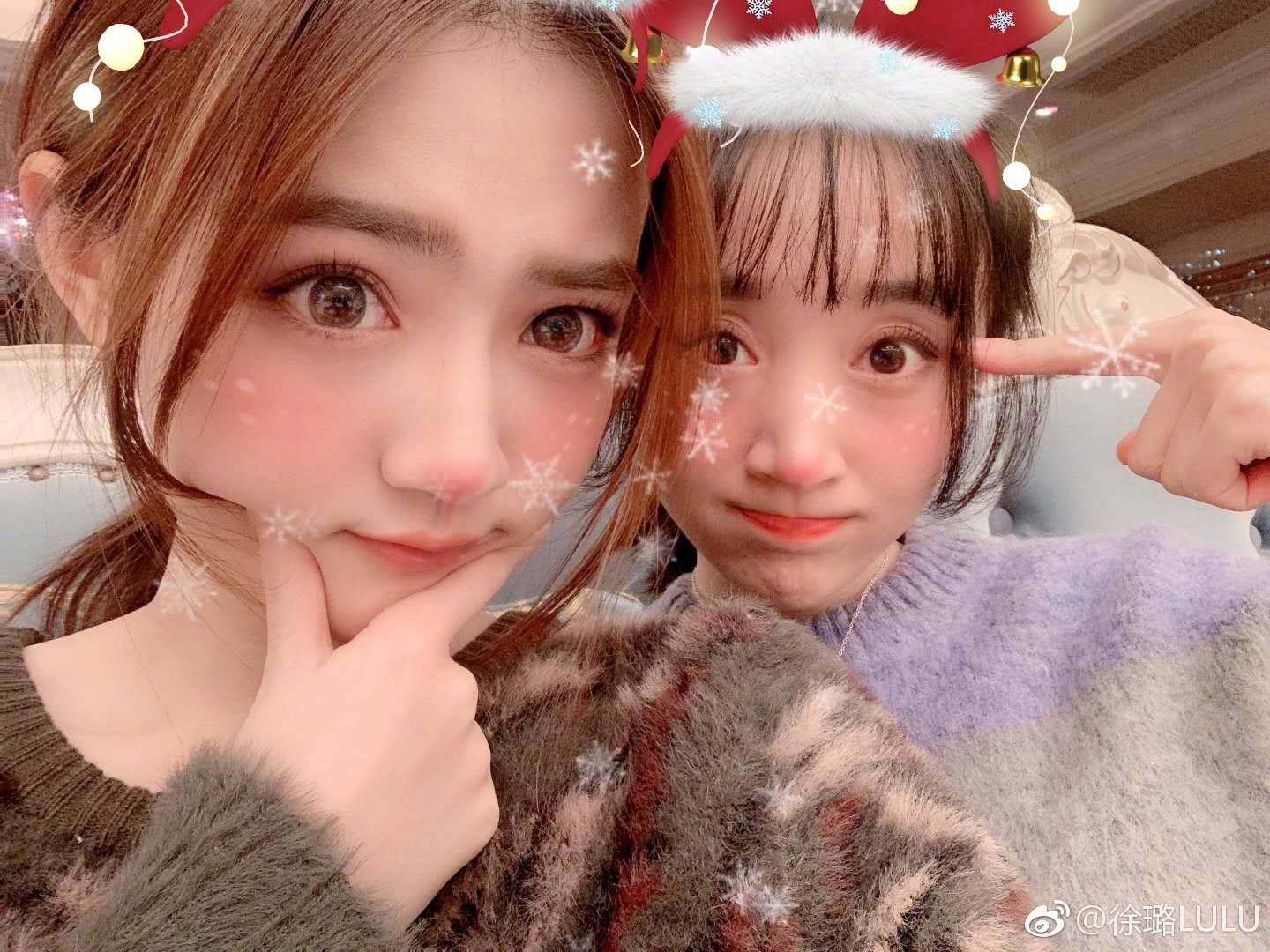 明星圣诞晒自拍,江疏影可爱,徐璐是鹿王,唯独她的最温馨