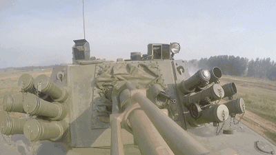 官媒首次全方位展示国产旋翼机 可成群突击(动图)