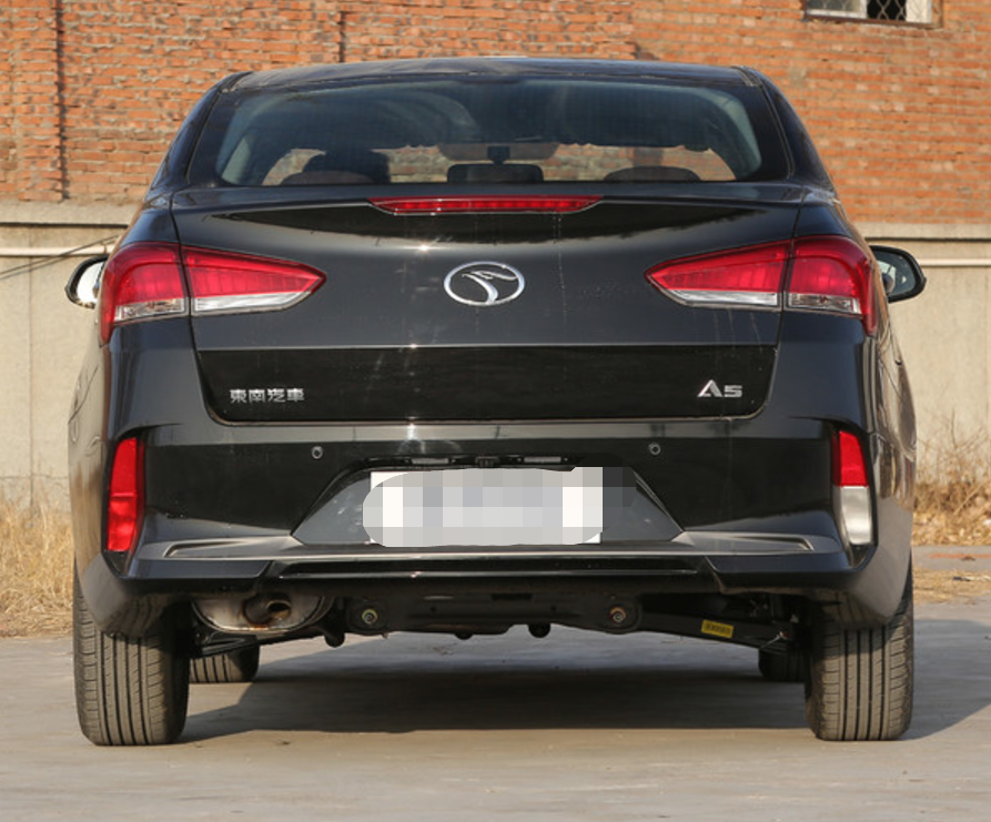 a5翼舞1.5l手动尊贵版,外形沉稳大气,辨识度比较高