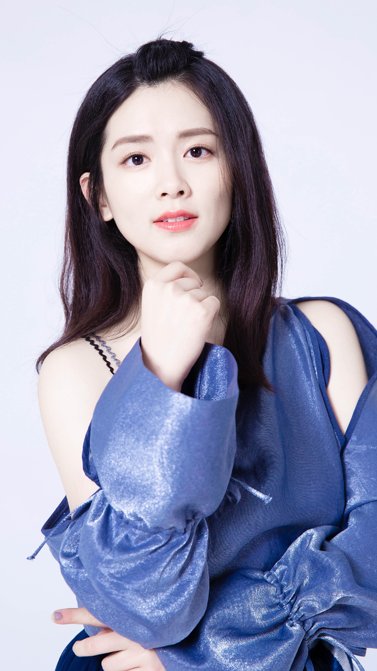 陈昊宇精美壁纸:温婉可人,堪称一代美人