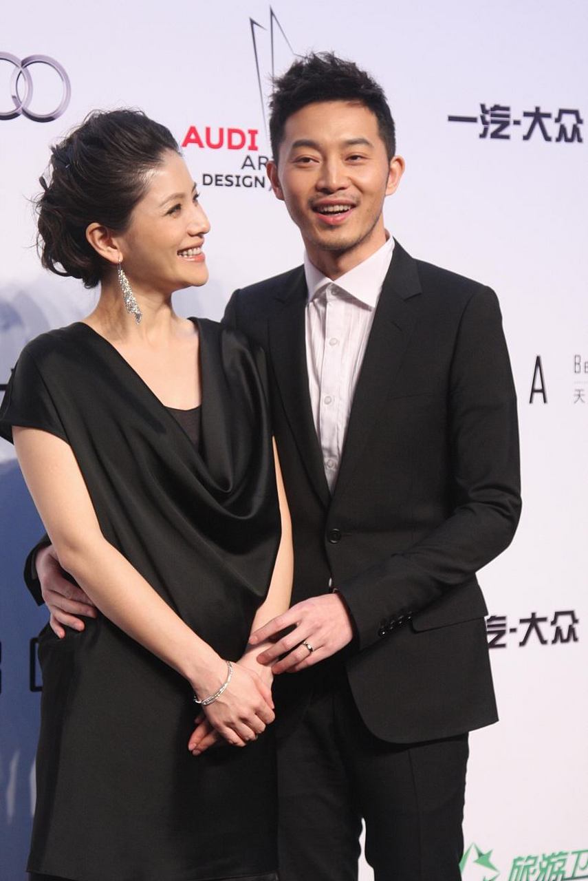 演员胡可,做过一期访谈节目,采访明星沙溢,首先接到的是一张照片,是
