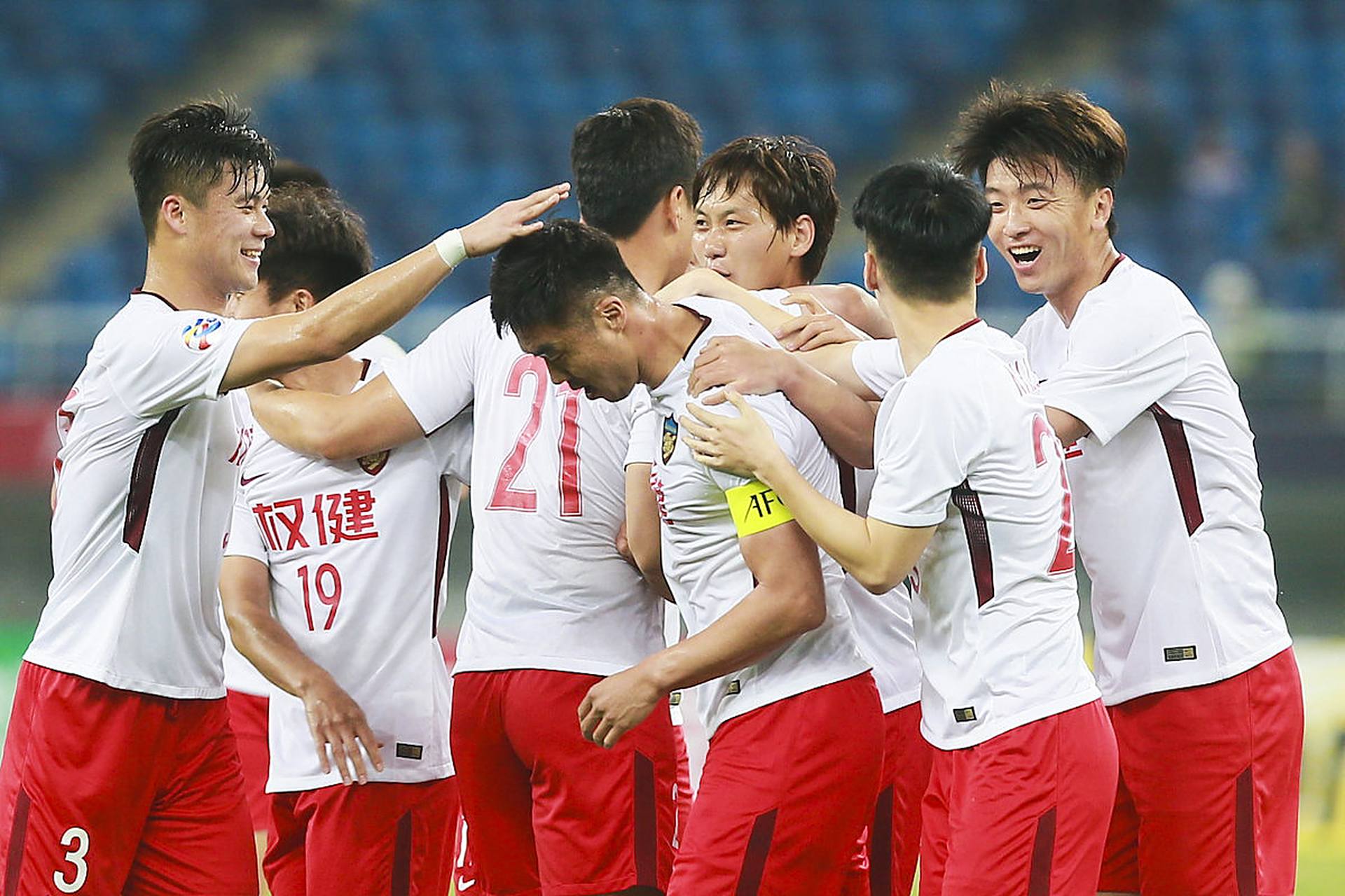 哎呀,这次亚冠联赛可真是让人热血沸腾啊!