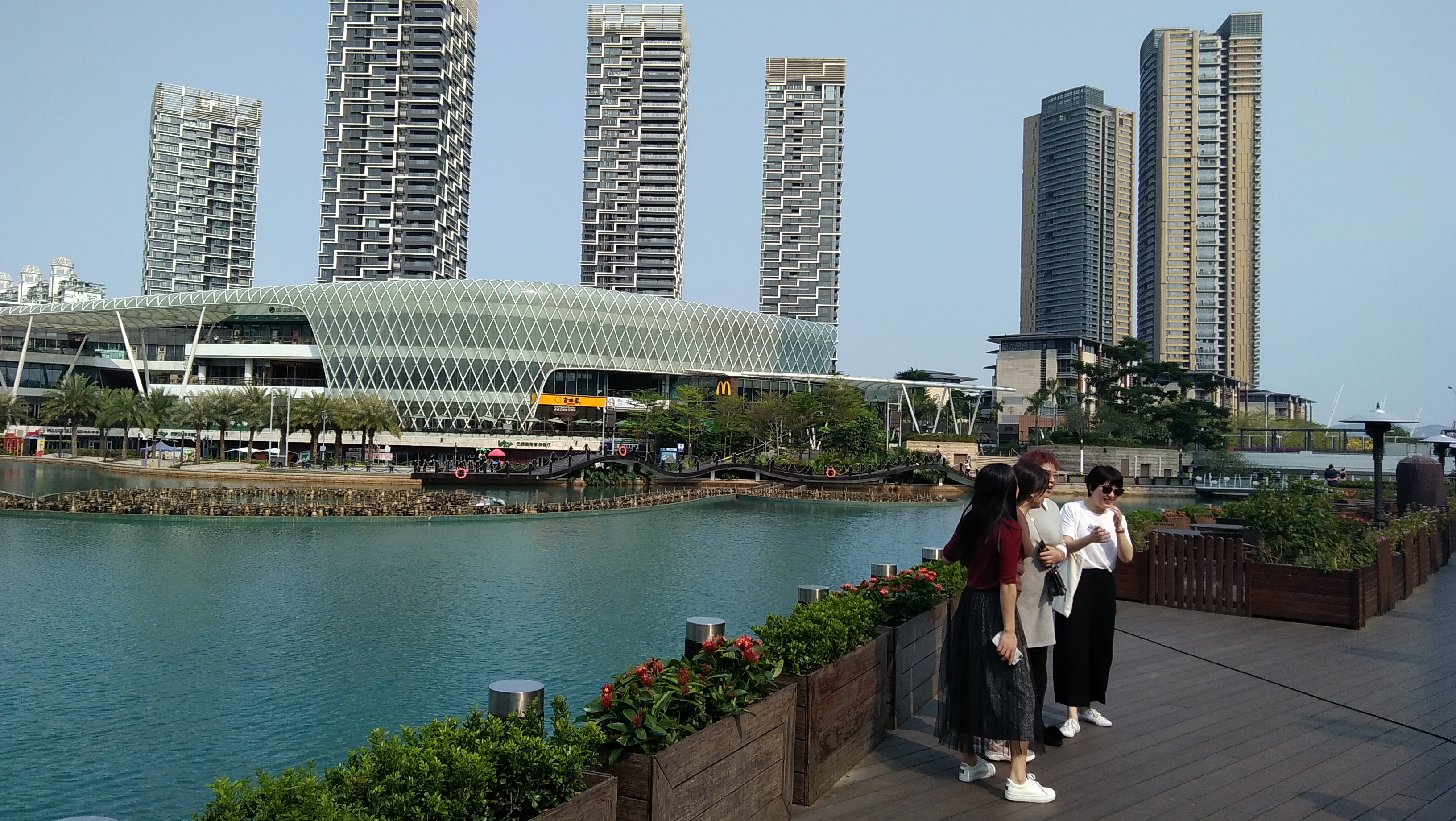 深圳蛇口海上世界你去过吗?对我来说,它显得有点奢华
