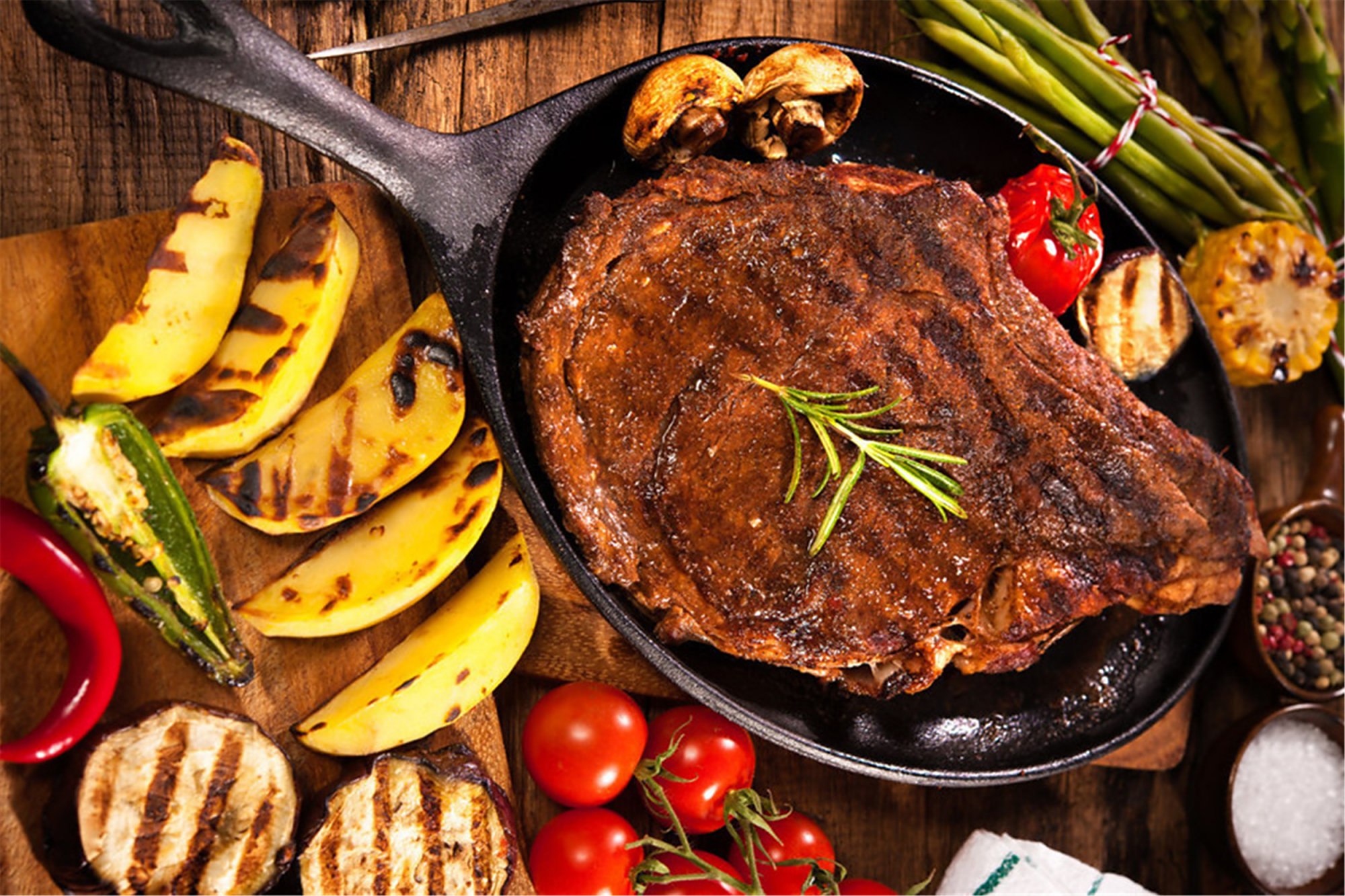 看了美国人的一日三餐,原来长得人高马大是有原因的,营养太剩了