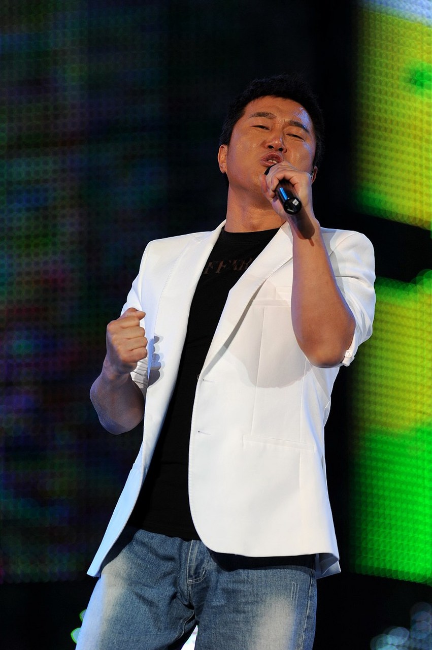 歌手姜涛年龄图片