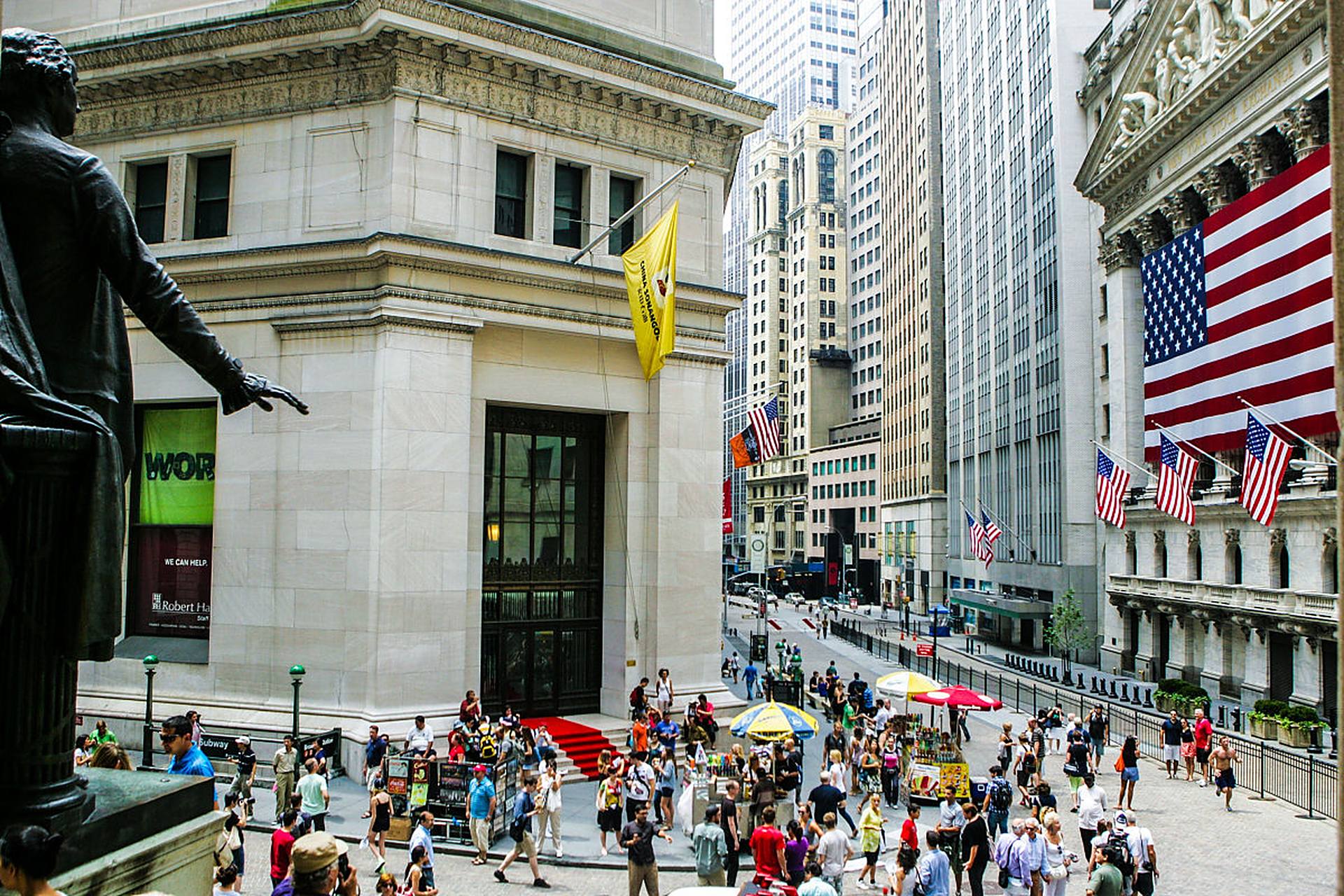 真奇葩!华尔街下调a股评级:1,这已经是第二次调低a股评级;2,劝告股民