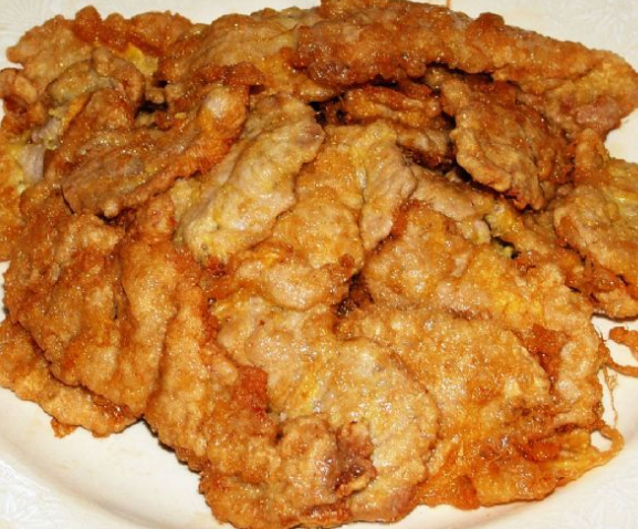 图为锅塌里脊,你别看这个锅塌里脊卖相不怎么样,但是吃起来能让你拍手